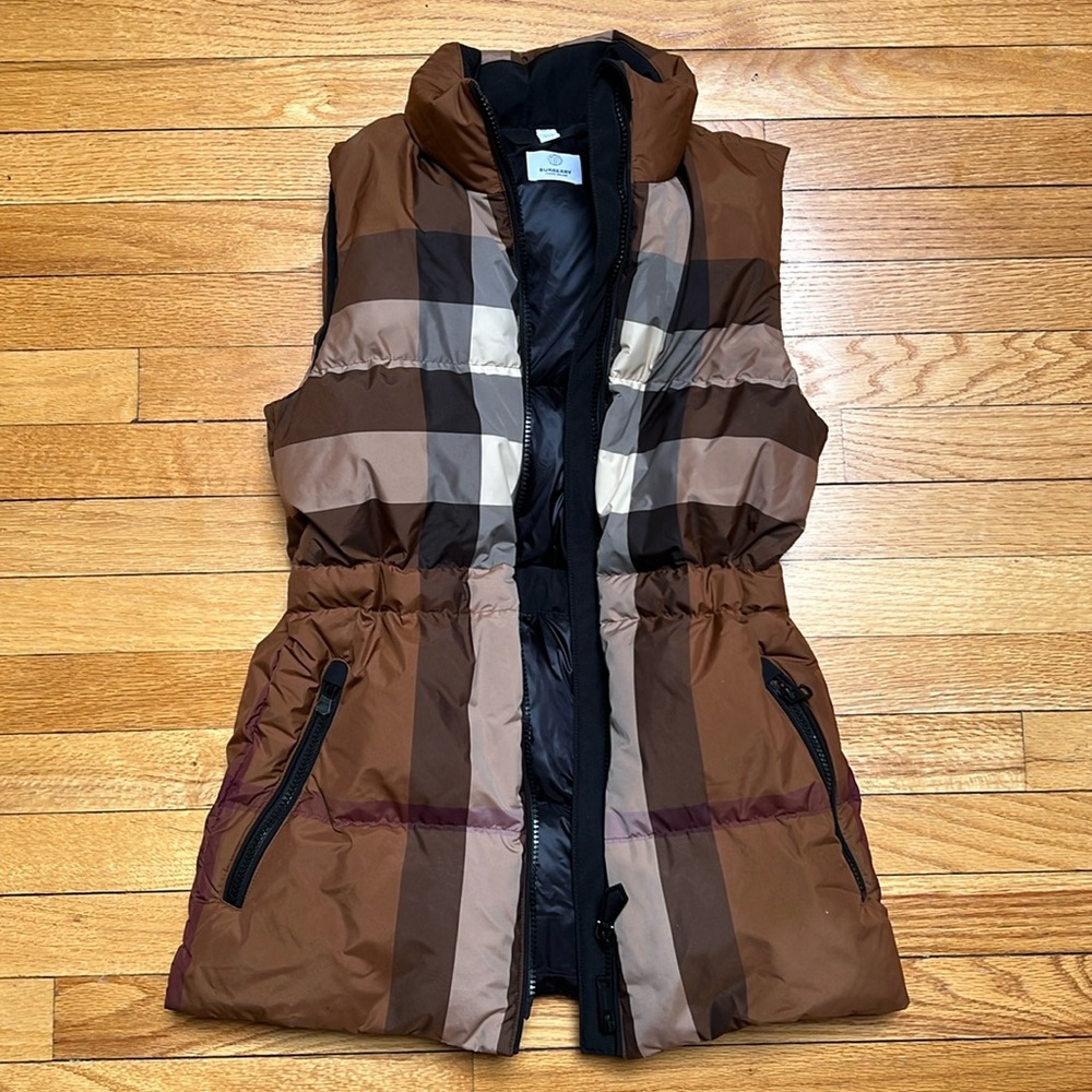 Burberry puffer vest in Dark Birch Brown check in XXS